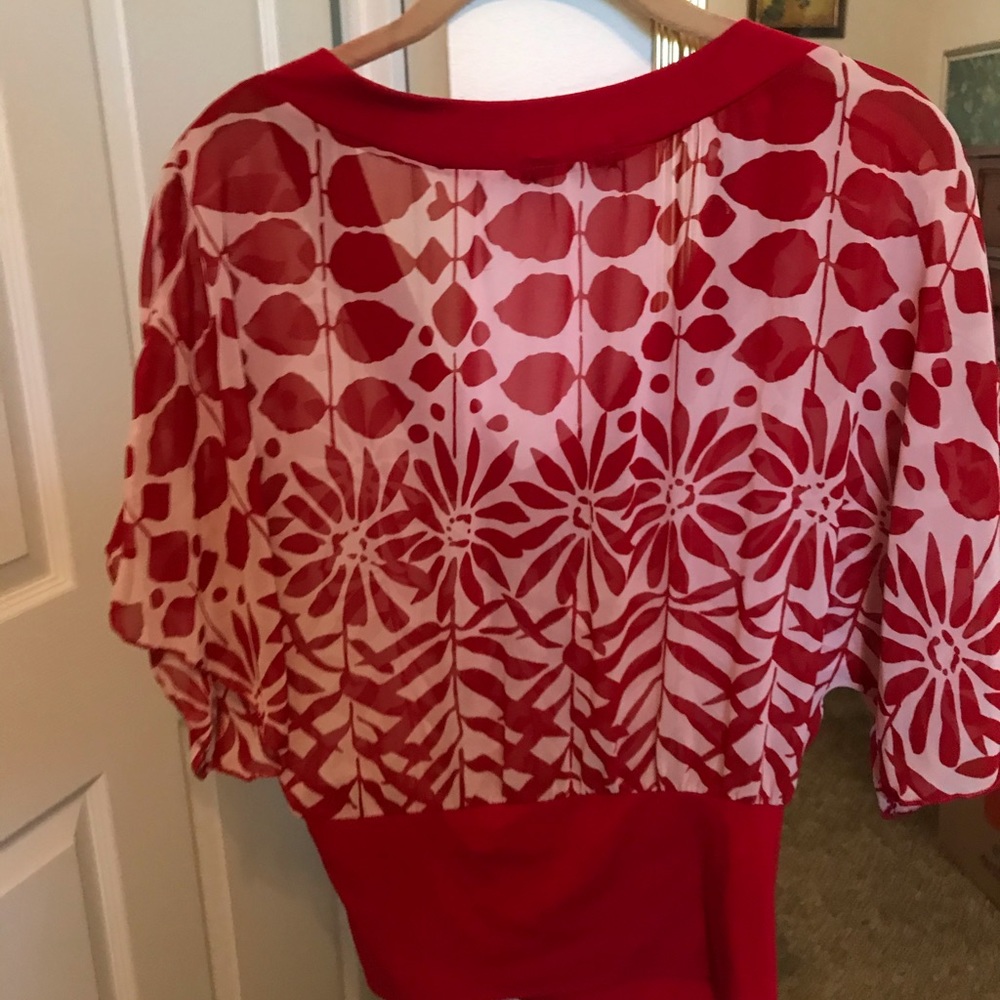 Top - Picture 2 of 2